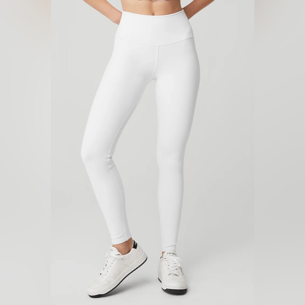 NWT ALO YOGA white airbrush leggings size M